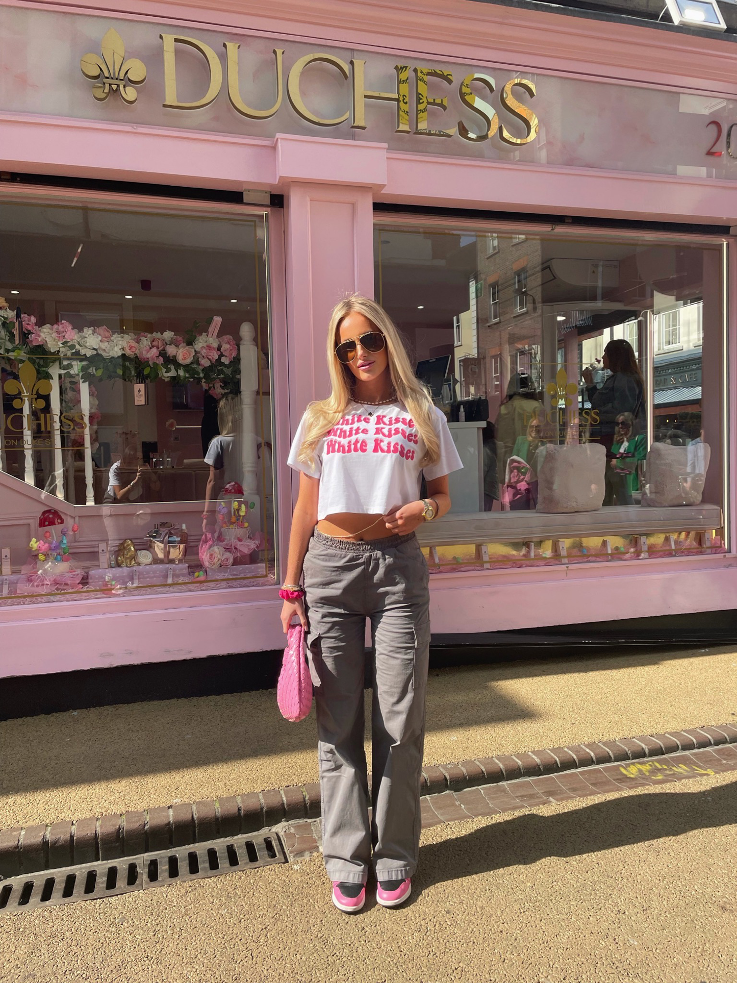 Pink Waved White Kisses Cropped T-Shirt