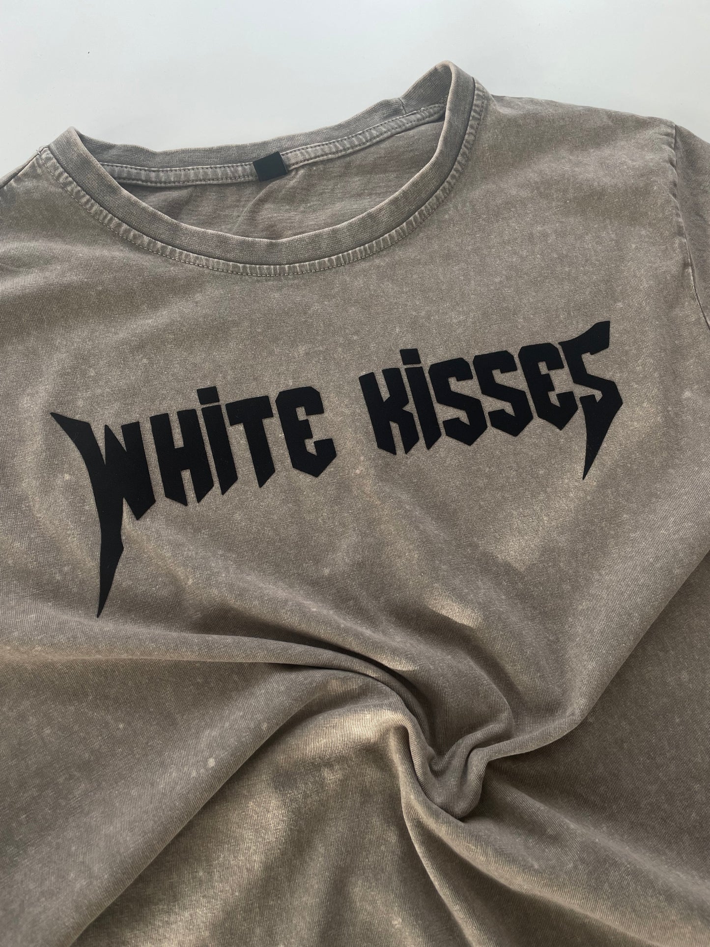 Khaki Acid Wash White Kisses T-Shirt